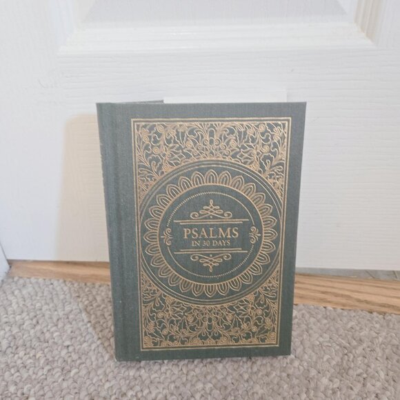 NEW Psalms Bible Christian Book Devotional Faith Scripture - Picture 1 of 7